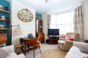 Sitting Room- click for photo gallery